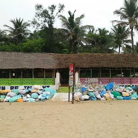Seashore Garden Beach Resort Kancheepuram Exteriör bild