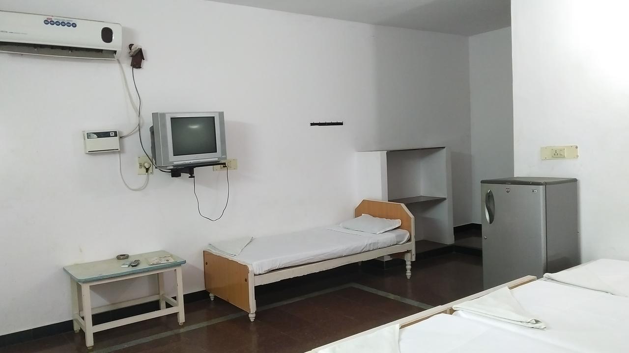 Seashore Garden Beach Resort Kancheepuram Exteriör bild